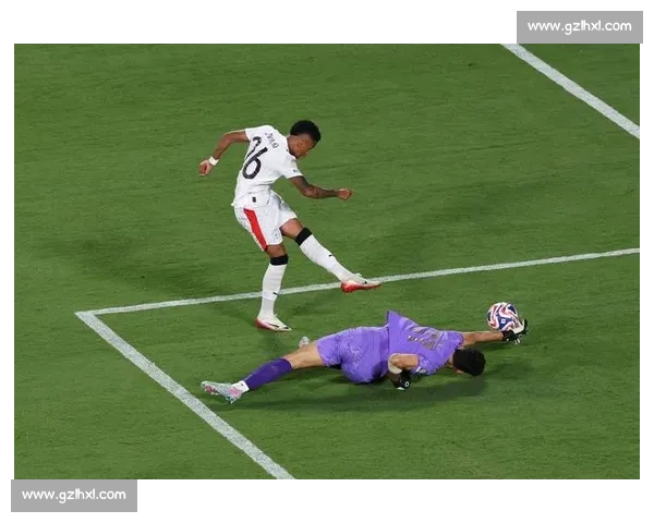 布努四场 23 次扑救封神！世俱杯门神再献 10 次神扑力压曼城