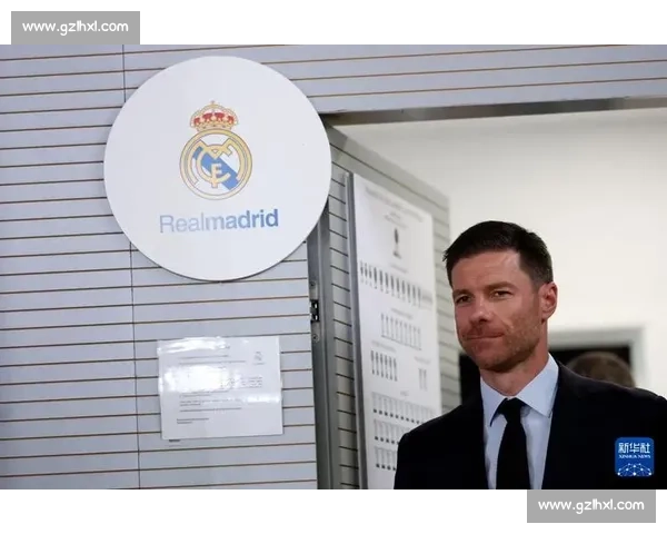 维尼修斯领衔三将抵皇马驻地 阿隆索率队冲刺世俱杯关键战