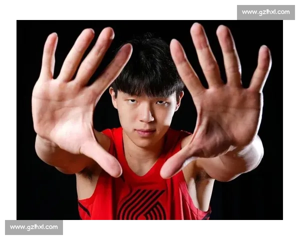 杨瀚森试训征服开拓者 主帅盛赞全场最佳 扣篮王之子无奈称难以招架